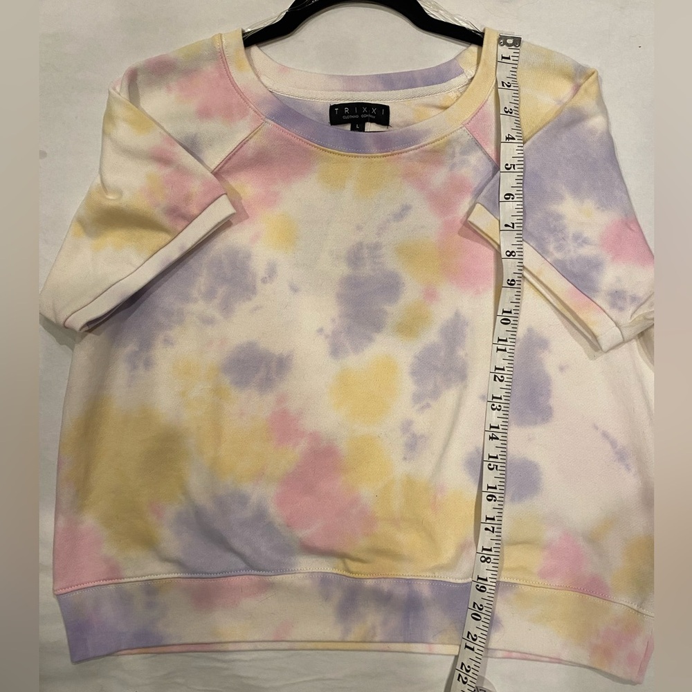 Trixxi Clothing Company Beach Pastel Tie Dye MED / LARGE sweatshirt short sleeve